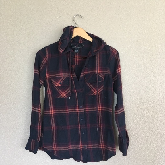 Polly & Esther Tops - Hooded flannel